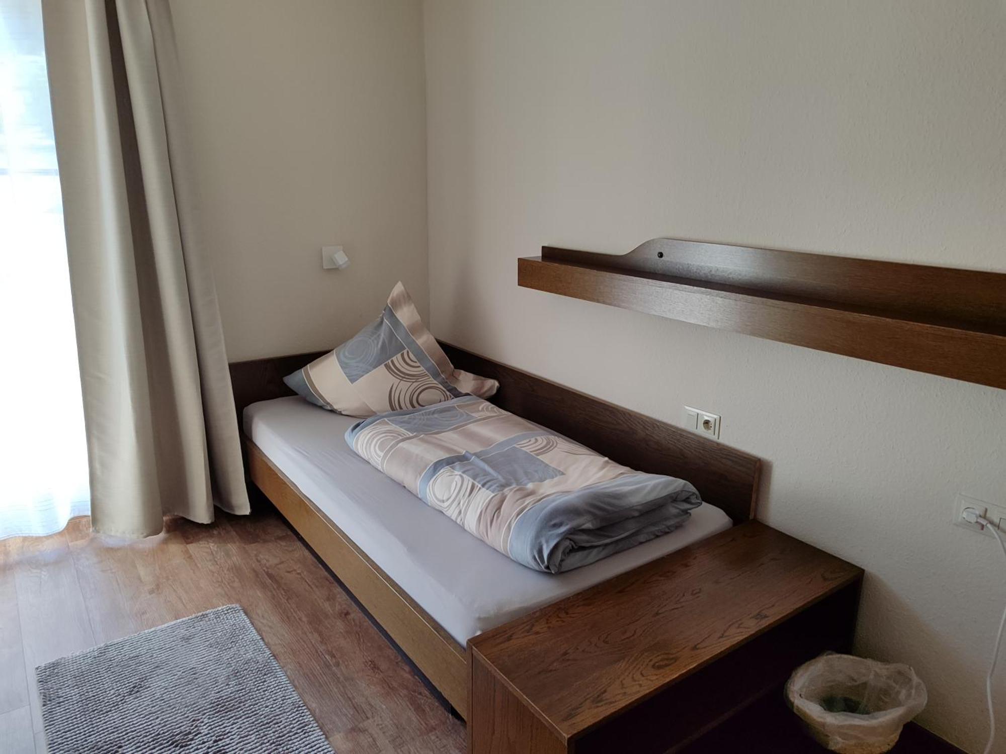 Mast Guest house